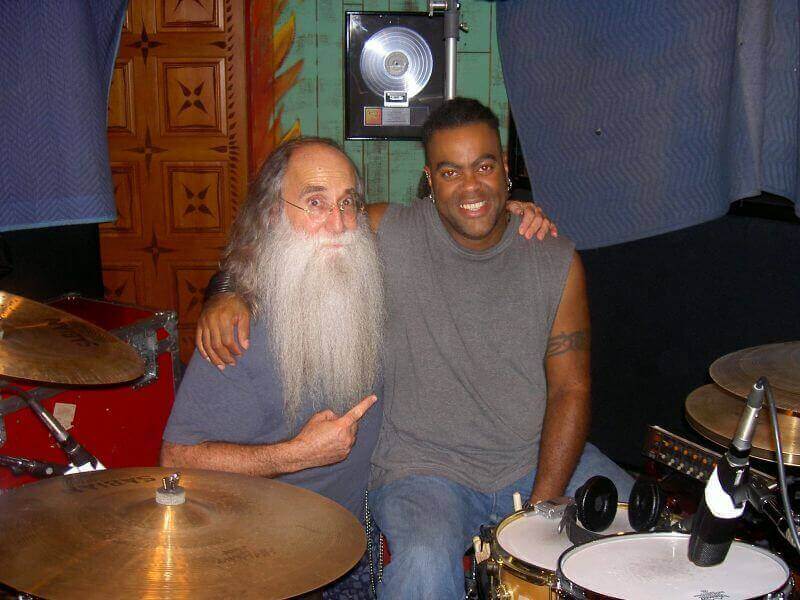 Bass legend Lee Sklar